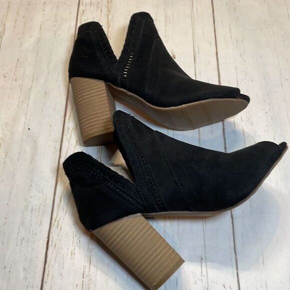 Fergalicious women’s black micro suede slip on booties/boots size 6 - Picture 7 of 12